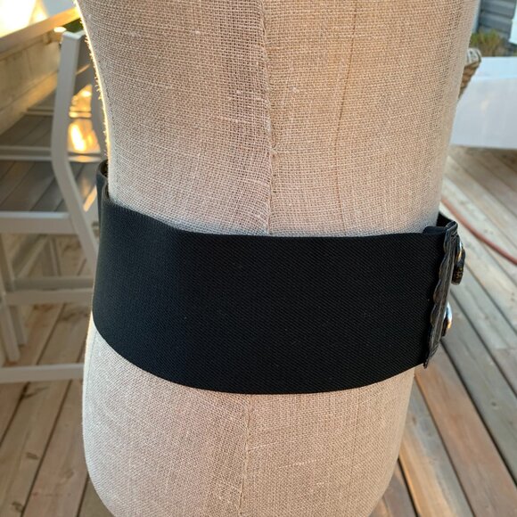 Wide Statement Black Leather Elastic Silver Buckle Cinch Waist Belt - Picture 4 of 9